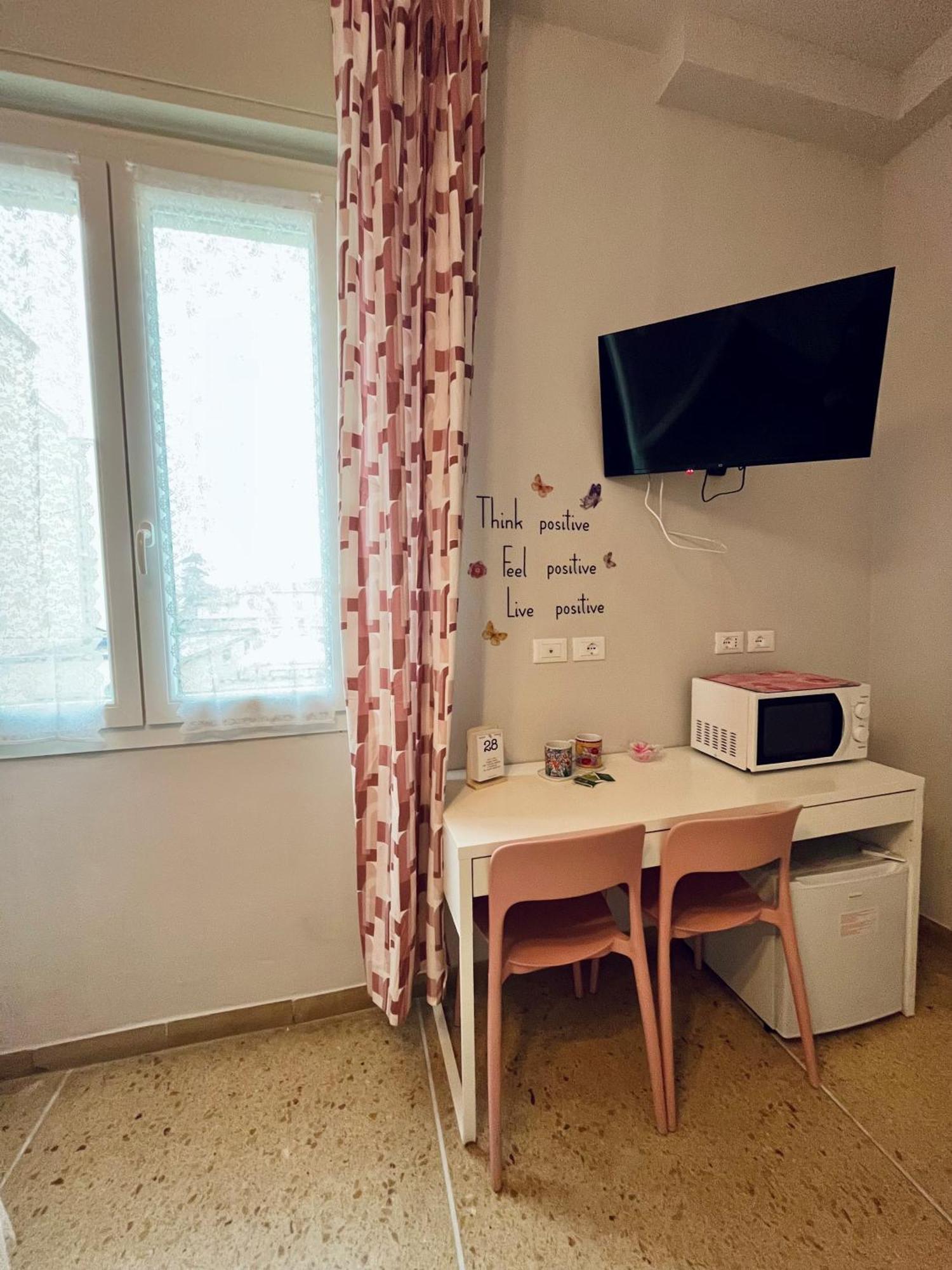 イーモラ La Teranga Bed & Breakfast エクステリア 写真