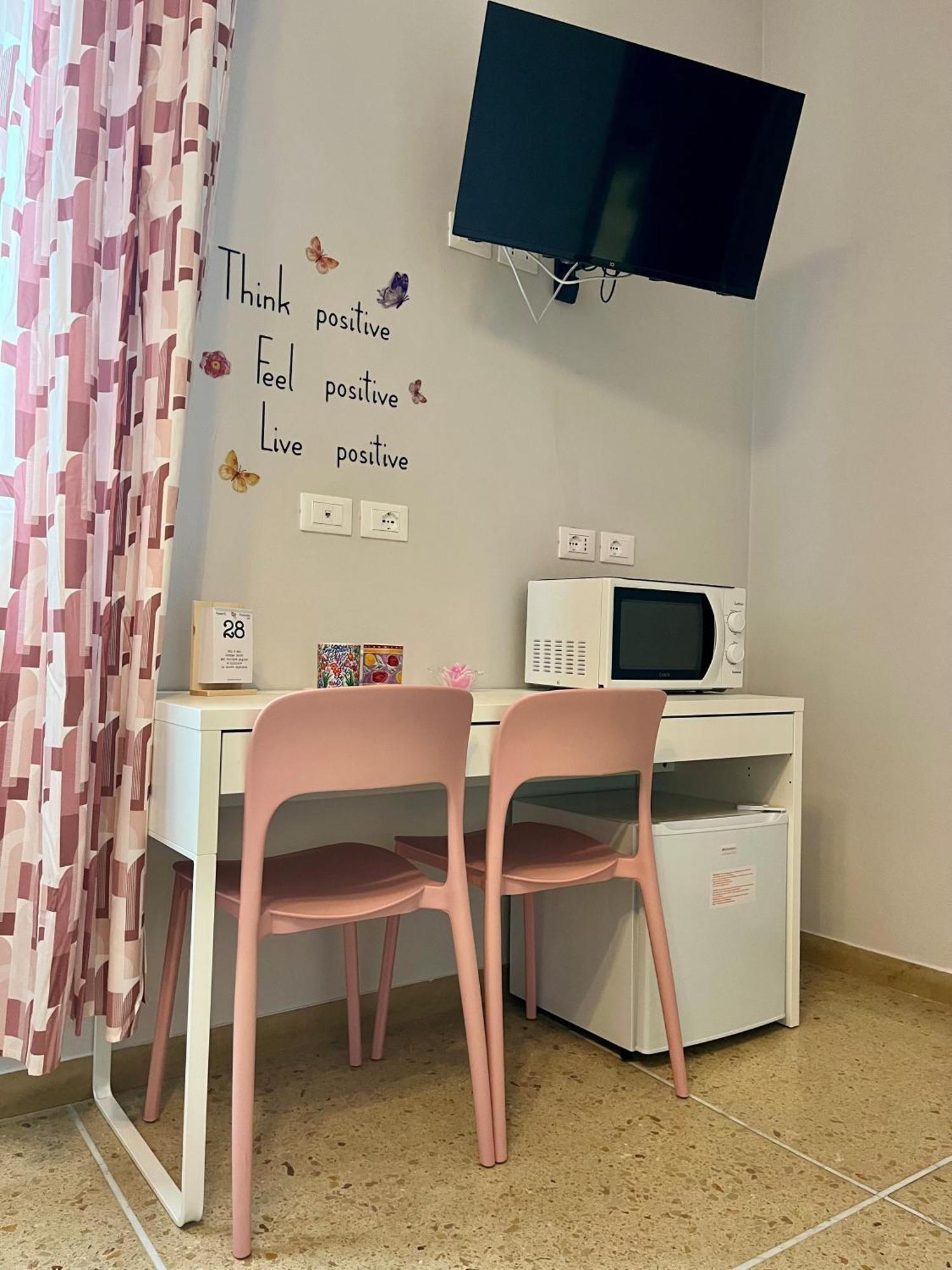 イーモラ La Teranga Bed & Breakfast エクステリア 写真
